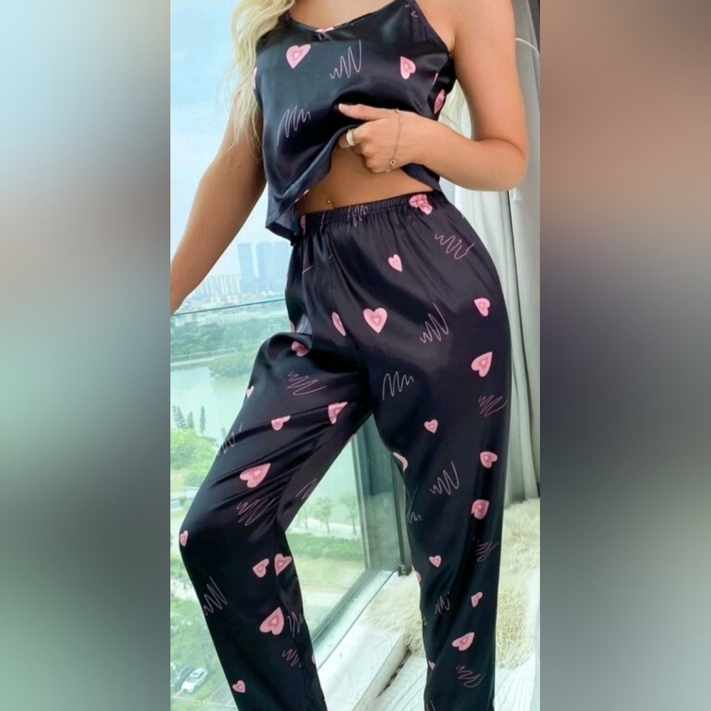 Heart Print Black & Pink Cami Top Silky PJ Set. Size Small - Picture 2 of 5
